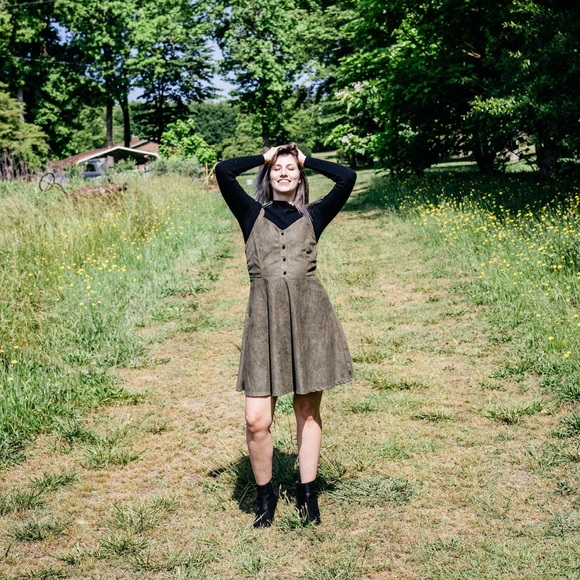 SHEIN Dresses & Skirts - 🐝2/$15 EUC Small Soft Green Dress